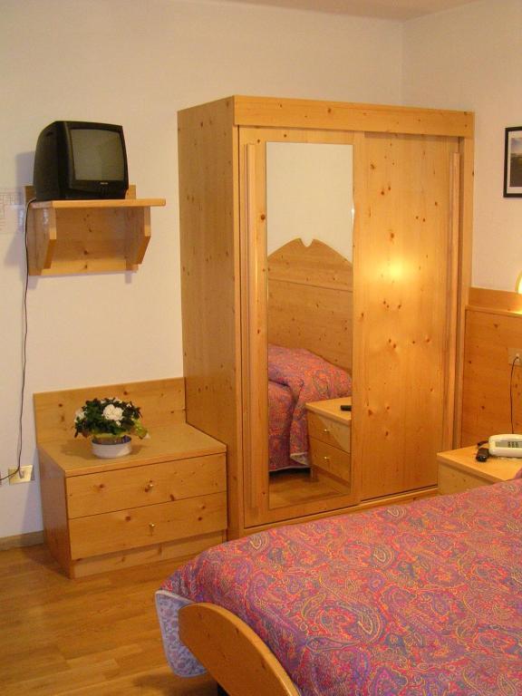 Hotel Miramonti Bedollo الغرفة الصورة