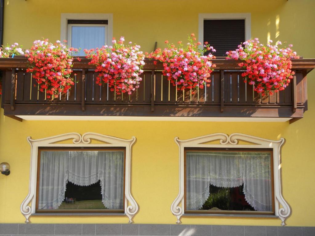 Hotel Miramonti Bedollo الغرفة الصورة